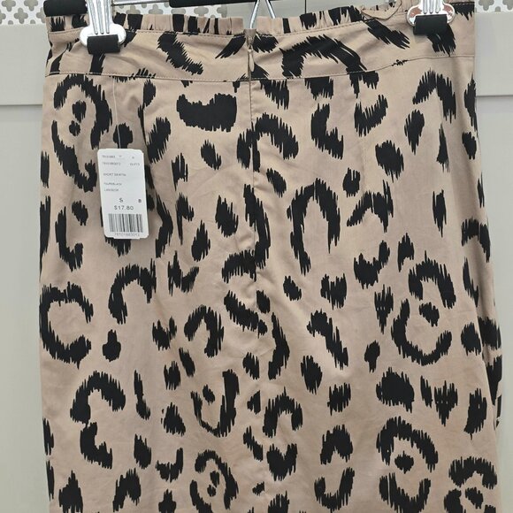 Forever leopard- Love 21- size S/P - Picture 2 of 3
